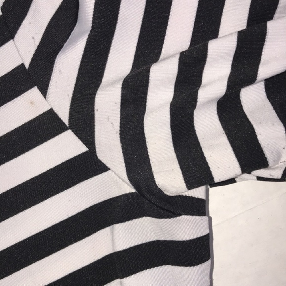 Acevog Dress - Picture 8 of 10
